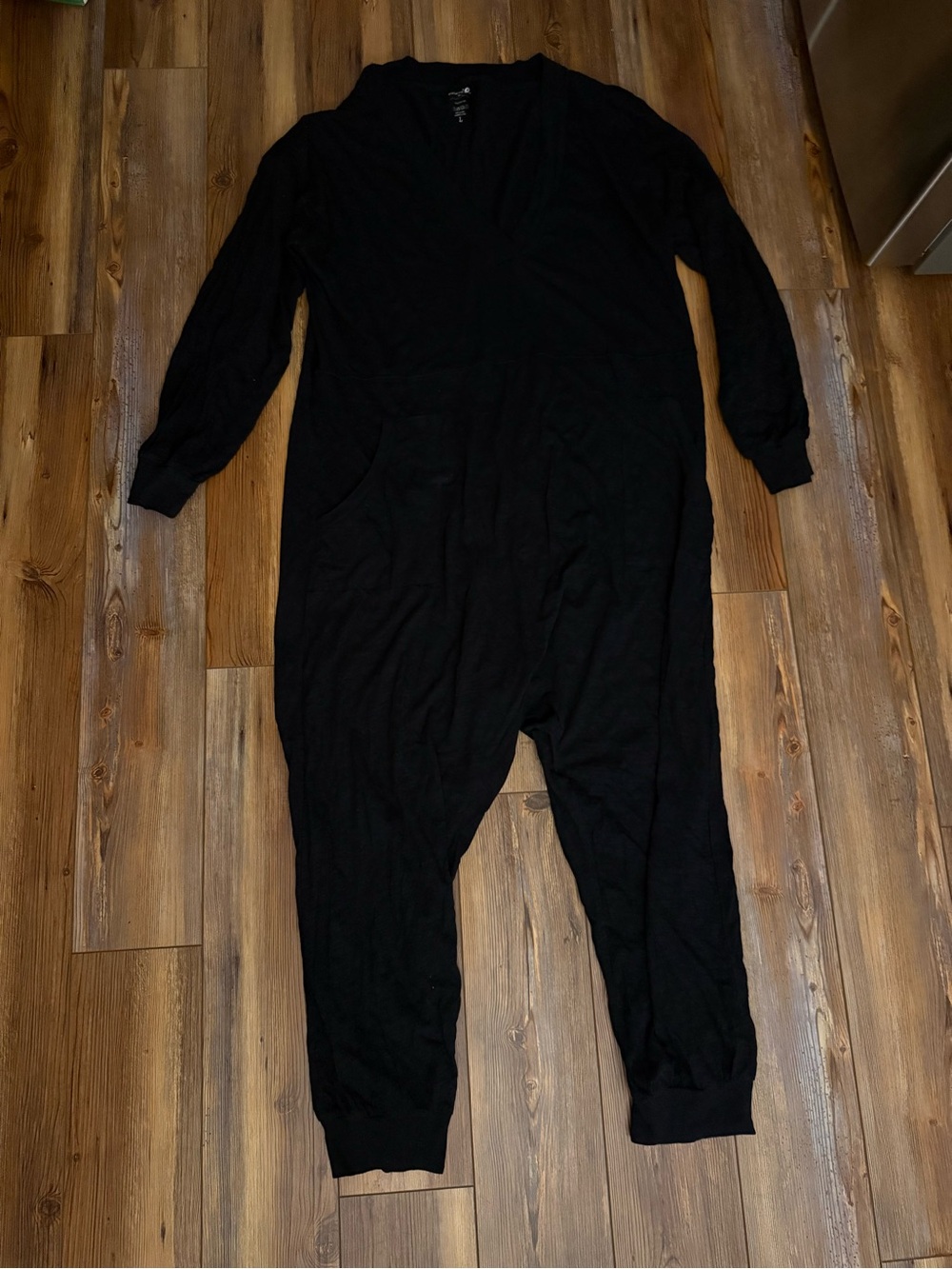 NATURAL LIFE Black Long-Sleeve Jumpsuit Romper